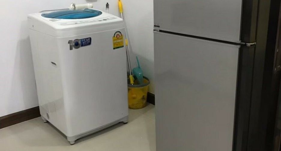 Wohnung zur Miete mit Studio in Watthana, Bangkok