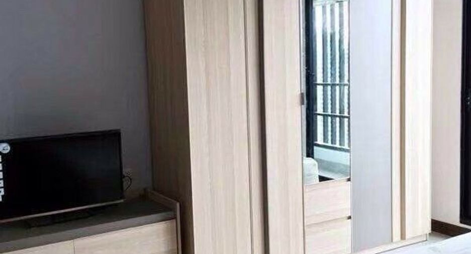 Wohnung zur Miete mit Studio in Watthana, Bangkok