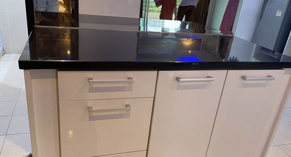For rent 2 bedrooms condo in Bang Lamung, Chonburi