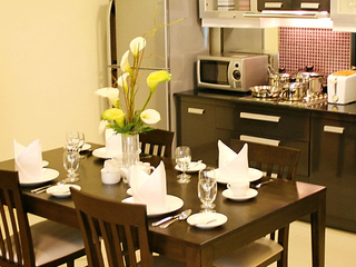 Apartment zur Miete mit 2 Zimmer in Khlong Toei, Bangkok