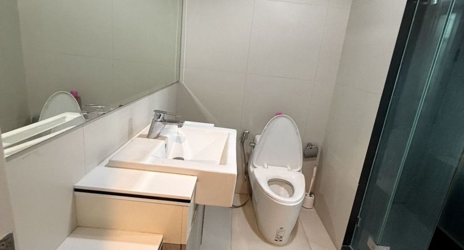 Wohnung zur Miete mit 1 Zimmer in Khlong Toei, Bangkok
