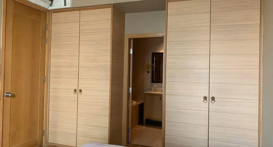 Condo en alquiler de 1 habitaciones en Sathon, Bangkok