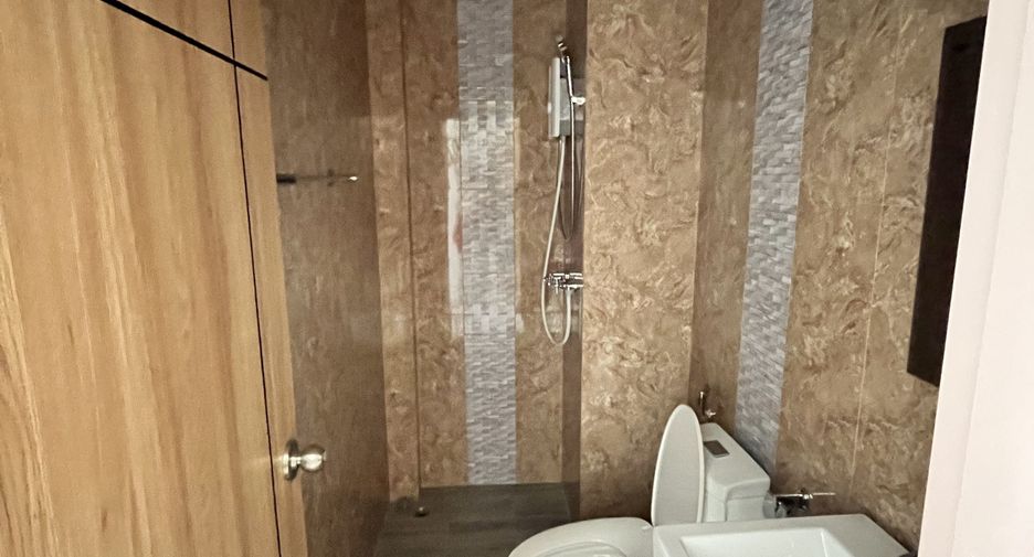 Local comercial en venta de 44 habitaciones en Bang Lamung, Chonburi
