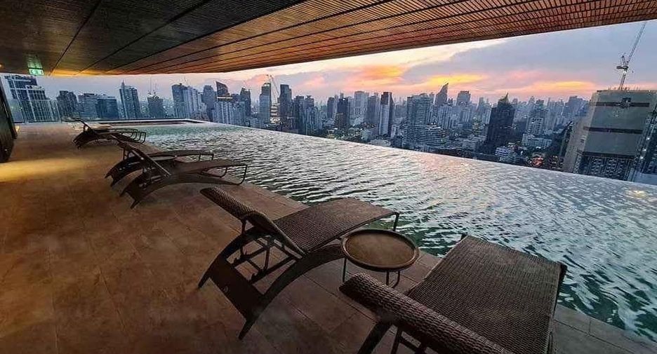 For rent 1 bed condo in Watthana, Bangkok
