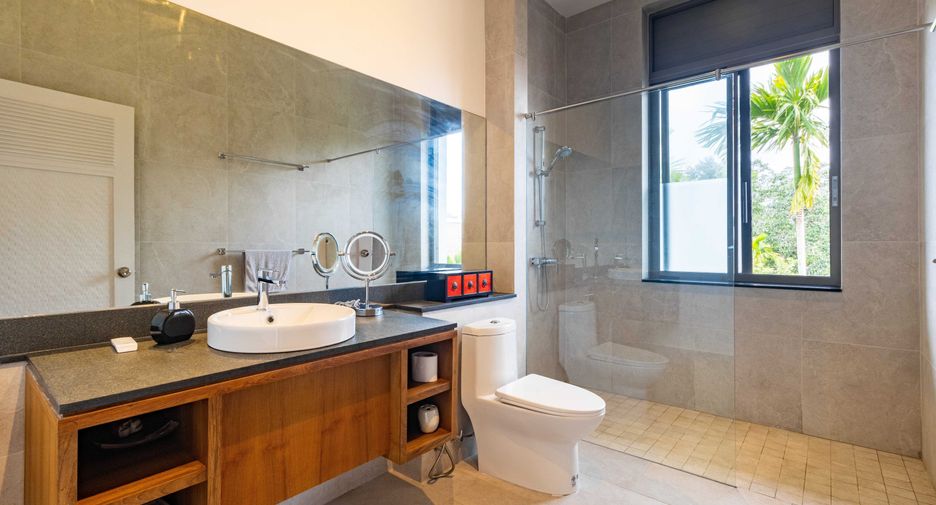 For sale 3 bedrooms condo in Thalang, Phuket