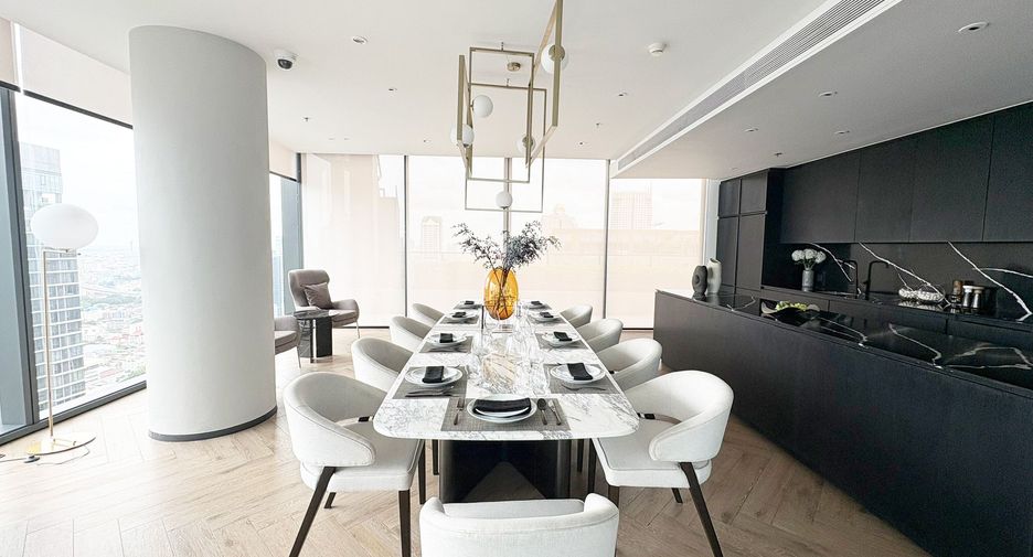 For sale 2 bedrooms condo in Sathon, Bangkok