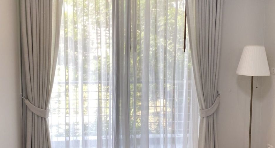For rent 2 bedrooms apartment in Watthana, Bangkok