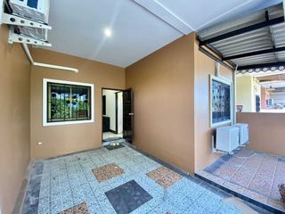 For rent 3 bedrooms townhouse in Mueang Phuket, Phuket