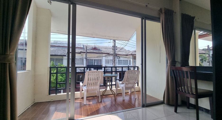For rent 3 bedrooms townhouse in Thalang, Phuket