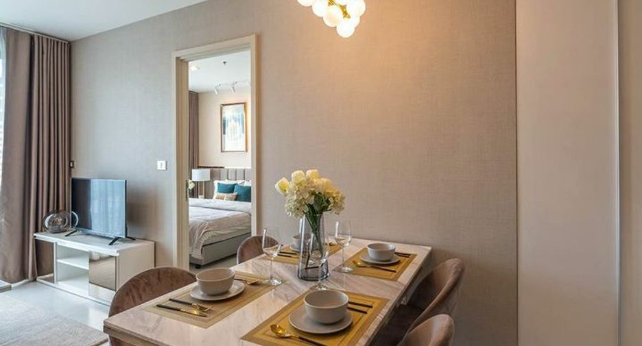 For sale 2 bedrooms condo in Khlong Toei, Bangkok