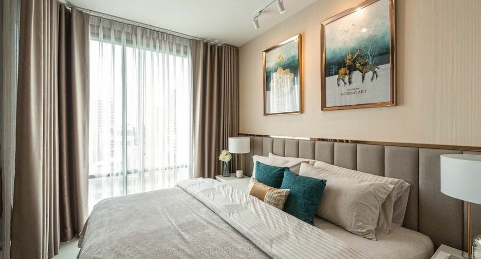 For sale 2 bedrooms condo in Khlong Toei, Bangkok