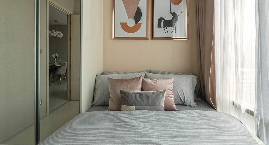For sale 2 bedrooms condo in Khlong Toei, Bangkok
