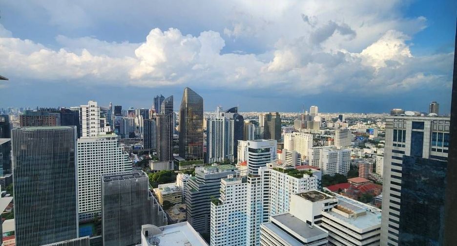 À louer 1 chambre condo à Watthana, Bangkok