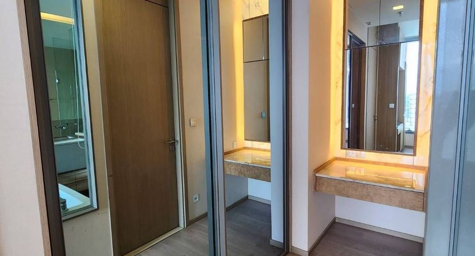 À louer 1 chambre condo à Watthana, Bangkok