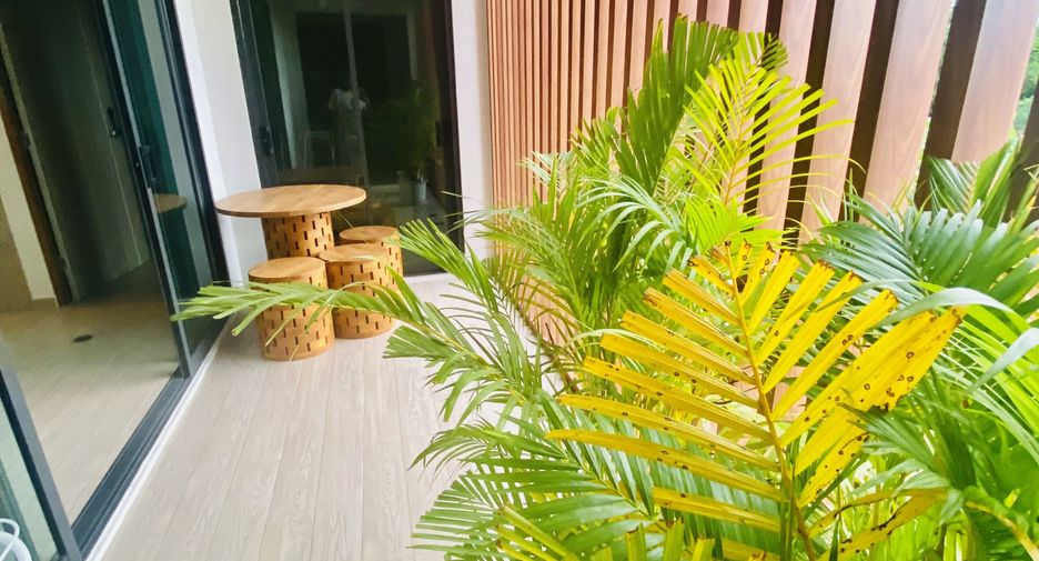 For rent 3 bedrooms apartment in Saphan Sung, Bangkok