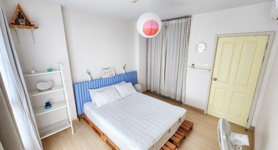 Wohnung zur Miete mit 1 Zimmer in Huai Khwang, Bangkok