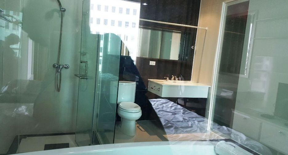 For rent 1 bed condo in Pathum Wan, Bangkok