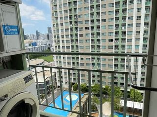 Wohnung zur Miete mit 1 Zimmer in Huai Khwang, Bangkok