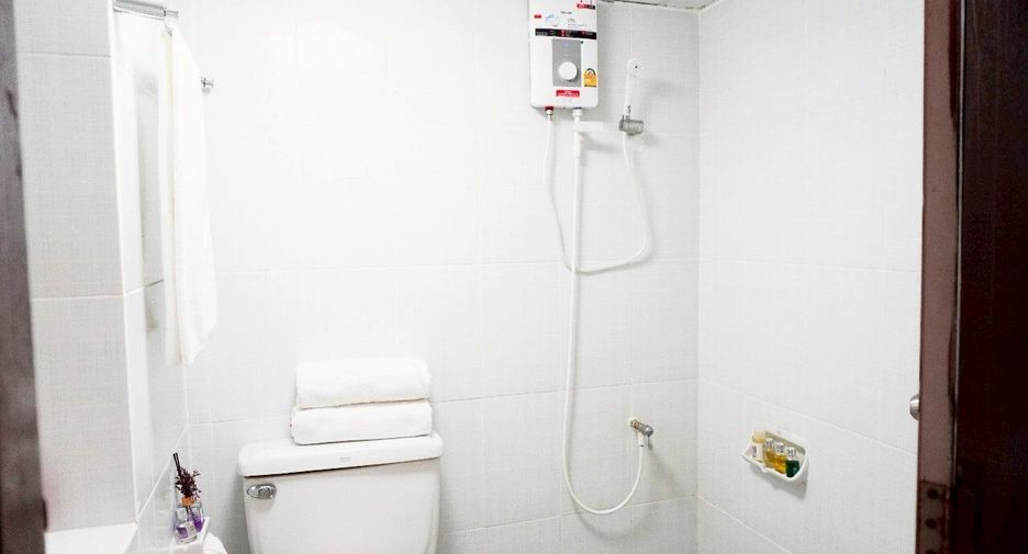 For sale studio condo in Ratchathewi, Bangkok