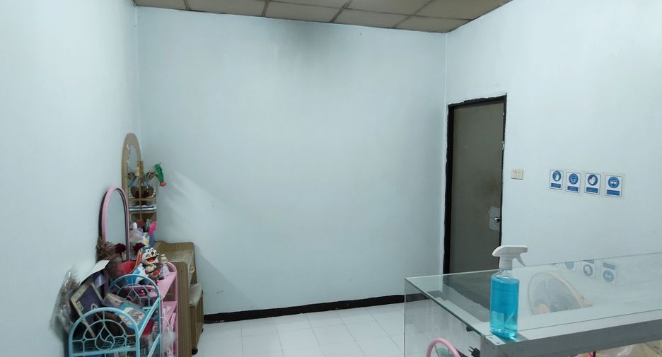 For sale 2 bedrooms townhouse in Bang Khae, Bangkok