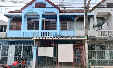 For sale 2 bedrooms townhouse in Bang Khae, Bangkok