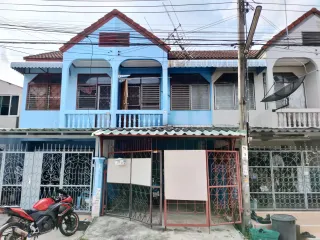 For sale 2 bedrooms townhouse in Bang Khae, Bangkok