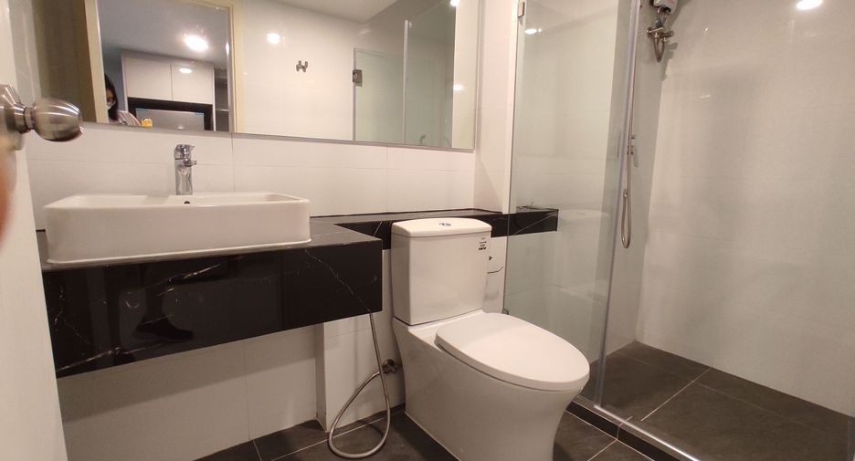 For rent 1 bed condo in Ratchathewi, Bangkok