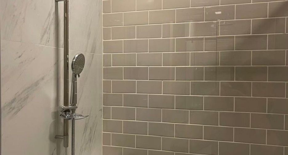 For sale and for rent 2 bedrooms condo in Ratchathewi, Bangkok