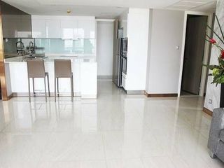 Condo en venta y en alquiler de 4 habitaciones en Watthana, Bangkok