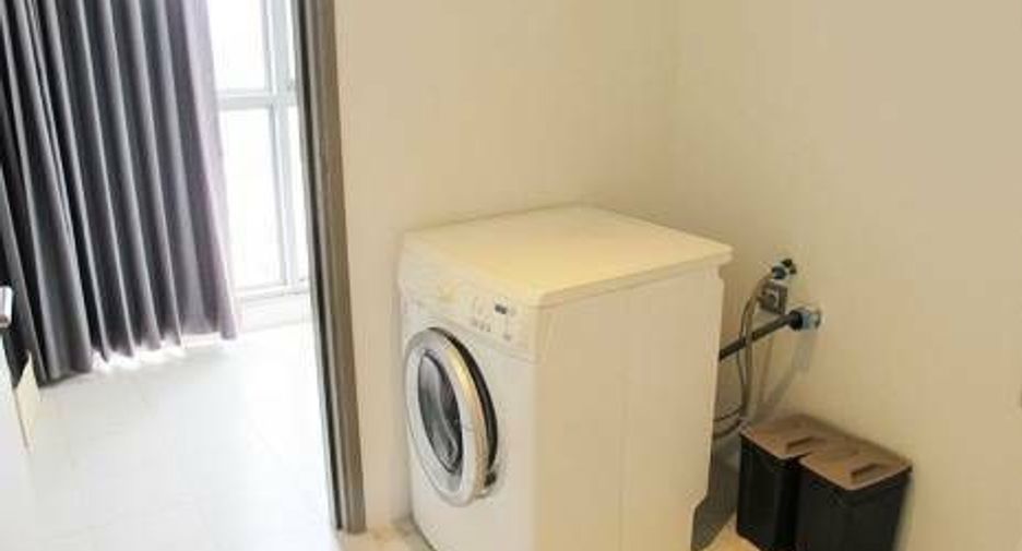 For sale and for rent 4 bedrooms condo in Watthana, Bangkok