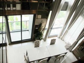 Condo en venta y en alquiler de 4 habitaciones en Watthana, Bangkok