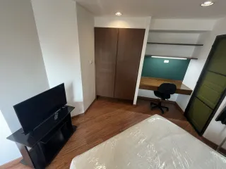 For rent studio condo in Phaya Thai, Bangkok