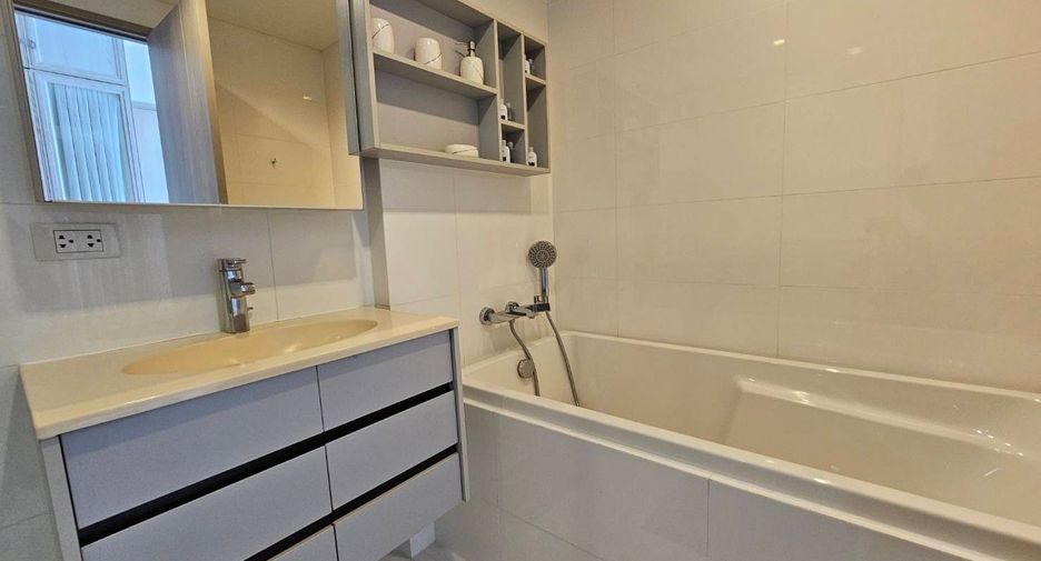 For sale and for rent 1 bed condo in Watthana, Bangkok