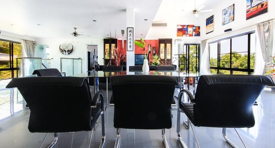 For sale and for rent 5 bedrooms villa in Mueang Phuket, Phuket