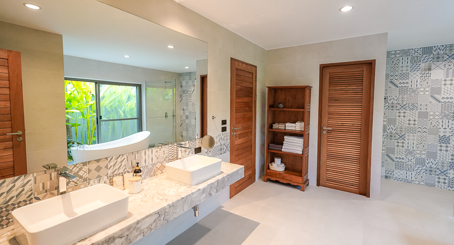 For sale 7 ベッドルーム villa in Thalang, Phuket