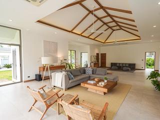 For sale 7 ベッドルーム villa in Thalang, Phuket