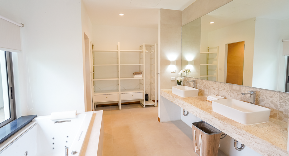 For sale 7 ベッドルーム villa in Thalang, Phuket