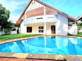 For sale 3 bedrooms villa in Bang Saray, Pattaya