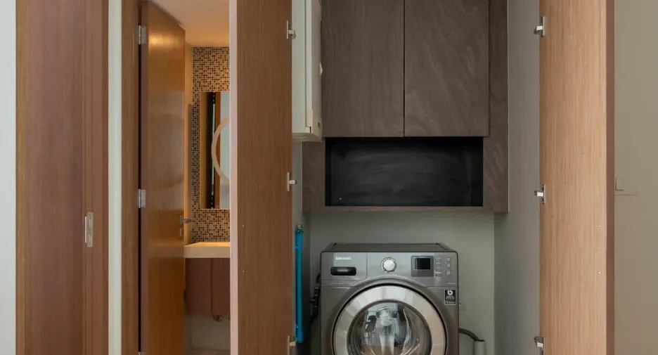 For rent 2 ベッドルーム condo in Thon Buri, Bangkok
