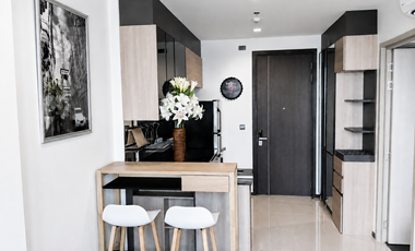 For sale 1 bed condo in Huai Khwang, Bangkok