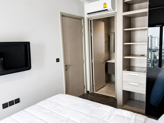 For sale 1 bed condo in Huai Khwang, Bangkok