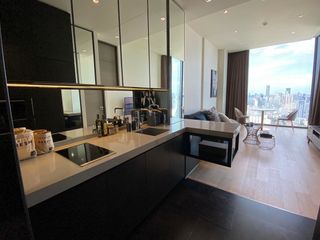 For rent 1 bed condo in Pathum Wan, Bangkok