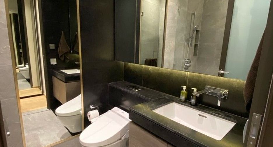 For rent 1 bed condo in Pathum Wan, Bangkok