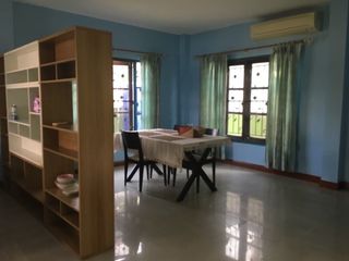 Haus zum Kauf mit 3 Zimmer in Si Racha, Chonburi