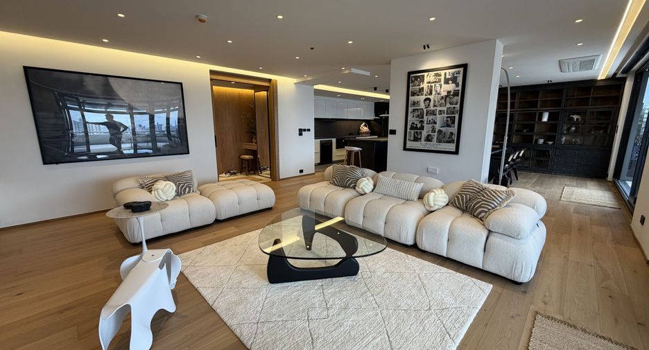 Condo en venta de 4 habitaciones en Sathon, Bangkok