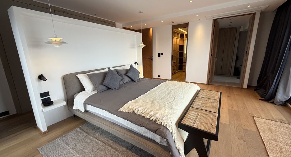 Condo en venta de 4 habitaciones en Sathon, Bangkok