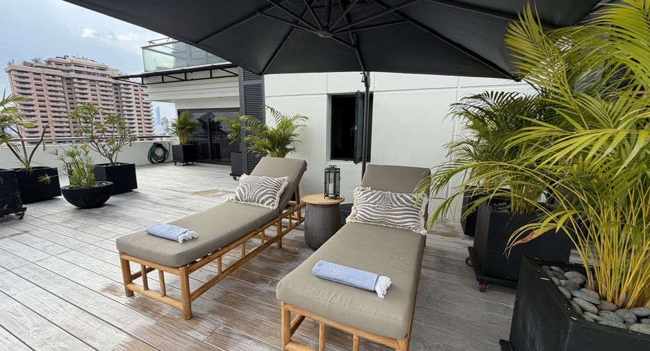 Condo en venta de 4 habitaciones en Sathon, Bangkok
