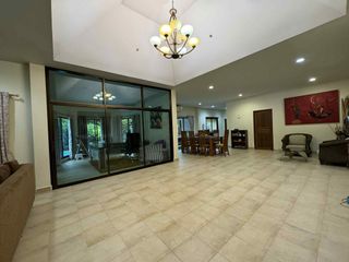 For rent 4 bedrooms villa in Bang Lamung, Chonburi
