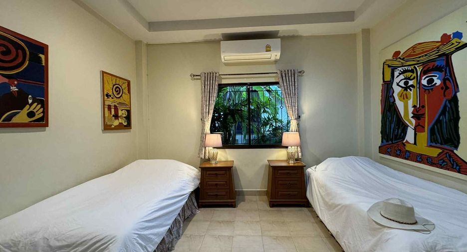 For rent 4 bedrooms villa in Bang Lamung, Chonburi