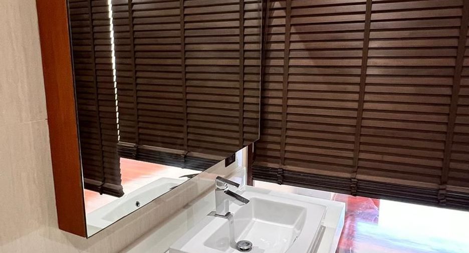 For sale 5 bedrooms villa in Thalang, Phuket